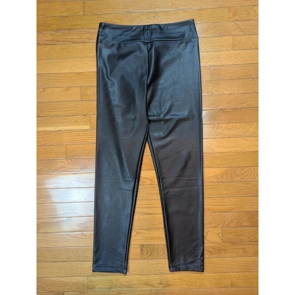 Forever 21 Faux Leather Leggings in Black Size L